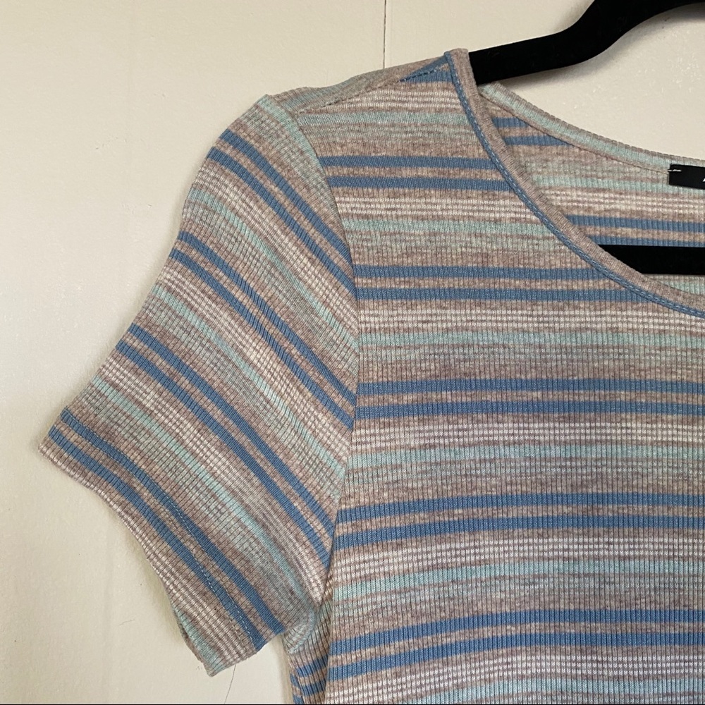 Striped Mid-Length Dress - Picture 3 of 6
